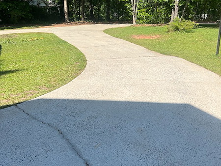 Driveway Washing in Middle Georgia: Remove Oil Stains, Rust, and Tire Marks the Right Way