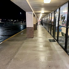 Outstanding-Storefront-Maintenance-Wash 1