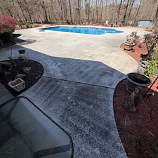 Top-Quality-Pool-Deck-Cleaning 0